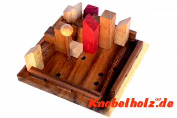 City Planer Holzpuzzle auf Holzboard  mit den Maßen 11,8 x 11,8 x 7,0 cm samanea wooden brain teaser