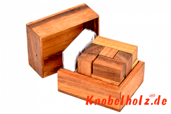 Soma Würfel mit Vorlagen Karten Holzpuzzle 3D mit 7 Teilen Wooden IQ Puzzle, Geduld Puzzle, Denkspiel in den Maßen 9,0 x 11,5 x 9,5 cm, samanea brain teaser